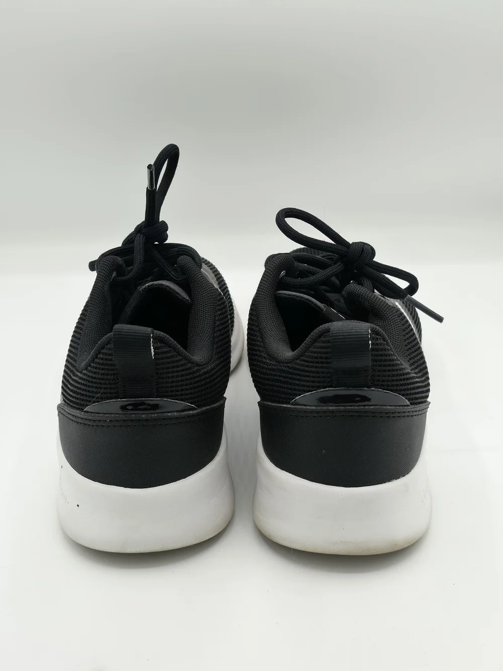Adidas Lite Racer Black/White Athletic Shoes